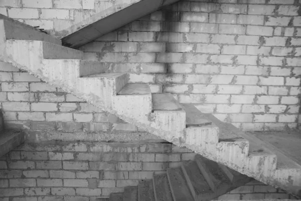 Escadas Feitas Cimento Fundo Parede Tijolo Branco — Fotografia de Stock