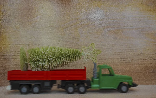 Christmas Tree Toy Truck Car Wooden Table Background Christmas Holiday — Stock Photo, Image