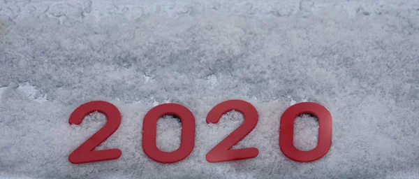 2020 Nieuwjaar Witte Sneeuw Textuur Vakantie Achtergrond Rode Nummer — Stockfoto