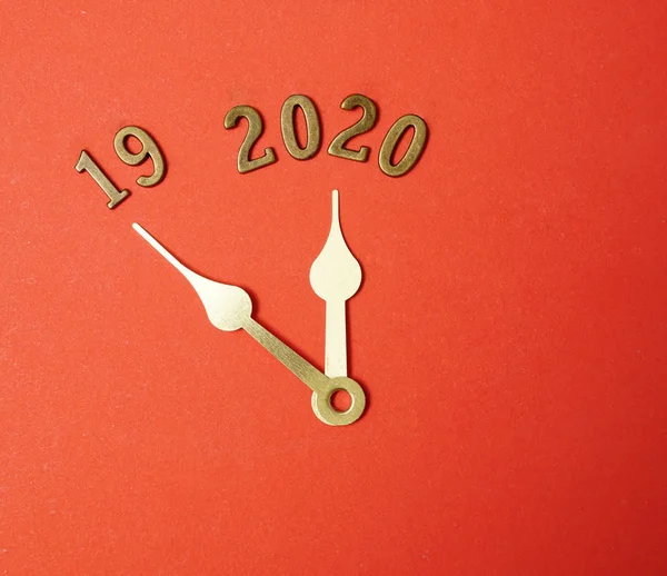 Ano Novo 2020 2019 Cara Relógio Madeira Final 2019 Feliz — Fotografia de Stock