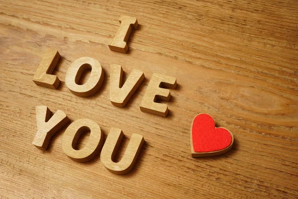 Love You Inschrift Aus Holzbuchstaben Holz Hintergrund — Stockfoto