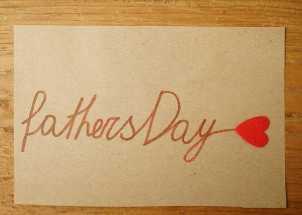 Happy Fathers Day Bericht Rode Handgemaakte Kleine Hart Ambachtelijk Papier — Stockfoto