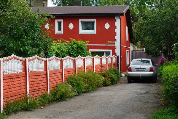 Kaliningrad Russia August 2018 Cute Red House Chimney Tiled Roof — Stock Photo, Image