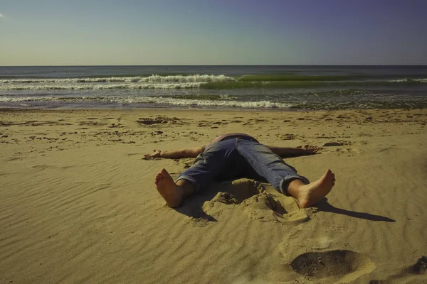 Літо Подорожі Фону Морському Пляжі Лінивий Невпізнаваний Чоловік — стокове фото