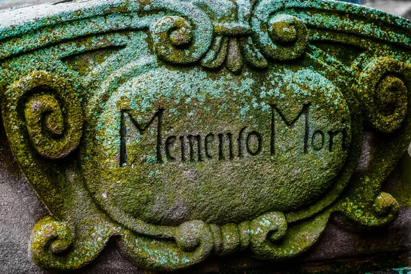 Inscription Memento Mori Image Dans Tombeau Cimetière Memento Mori — Photo