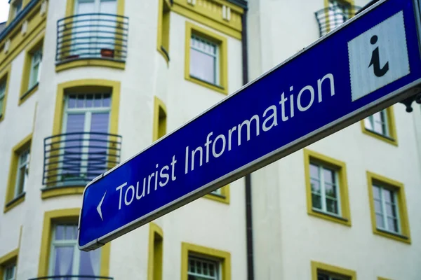 Tourist Information Guided Tours Arrow Signs Blue Tourist Information Directional — Stock Photo, Image