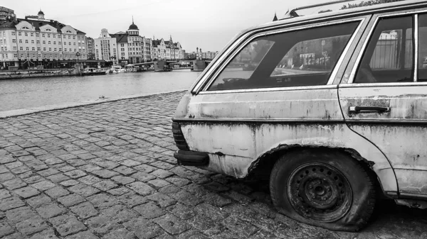 Kaliningrad Russia May15 2019 Old Rusty Car Mercedes Benz City — Stock Photo, Image