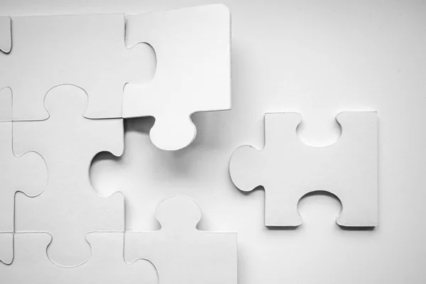 Weißes Puzzle Mit Einem Fehlenden Teil Mosaik Aus Puzzles Auf — Stockfoto