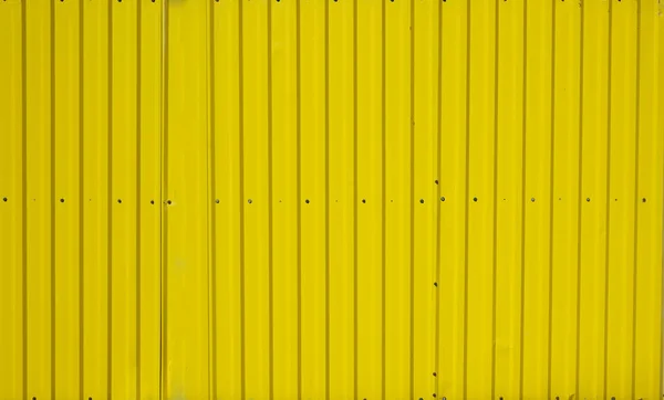 Железные Ворота Старый Цинковый Желтый Цвет Текстурный Фон Жёлтого Гофрированного — стоковое фото