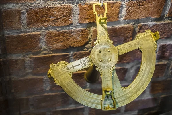 Replica Van Een Middeleeuwse Astrolabe Een Navigatie Instrument Dat Verschillende — Stockfoto
