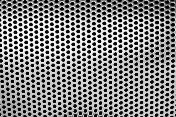鉄グリッドテクスチャ背景銀金属パターンと反射丸い穴 灰色の金属の質感 デザイナーのための空白 丸い格子 — ストック写真