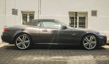 Amsterdam, Hollanda - 22 Temmuz 2019: Spor otomobil Jaguar F-Type V8s. 