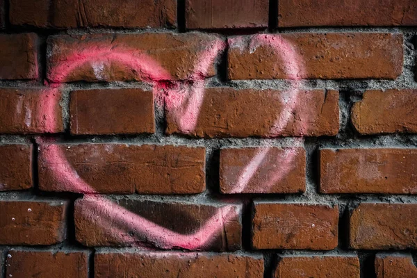 Stockfotos Herz Auf Stein Gemalt Bilder Stockfotografie Herz Auf Stein Gemalt Lizenzfreie Fotos Depositphotos