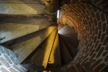 Dairesel merdiven yapımı, soyut üst görünüm. 