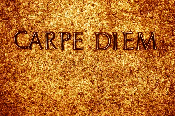 Golden Metal Words Stone Background Phrase Carpe Diem Szöveg — Stock Fotó