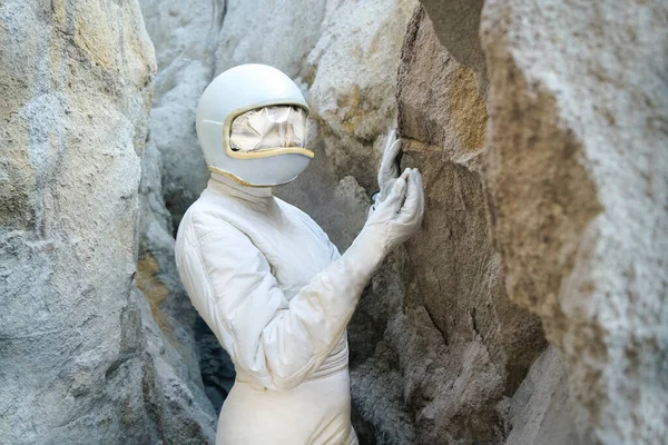 One Astronaut Collecting Soil Samples Alien Planet Analyzing Them Hands — Stock Photo, Image