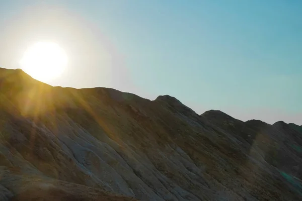 Magnifique Lever Soleil Magique Sur Une Montagne Ensoleillée Nature Arrière — Photo