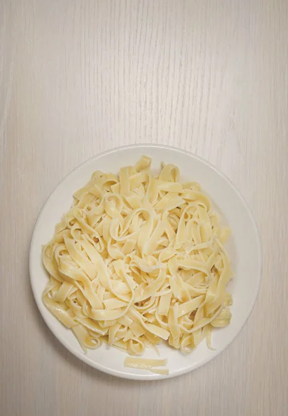 Pâtes Après Avoir Été Bouillies Pâtes Spaghetti Dans Plat Blanc — Photo