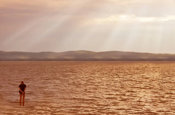 Woman Seen Entering Sea Clothed Standing Clear Beautiful Sea Water — Stock Photo, Image