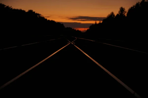 Ferrovia Movimento Tramonto Stazione Ferroviaria Con Effetto Motion Blur Contro — Foto Stock