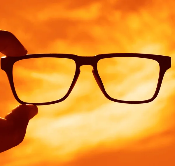 Hipster Male Hand Hold Glasses Glass Yellow Sunset Cloudy Sky — Stock Photo, Image