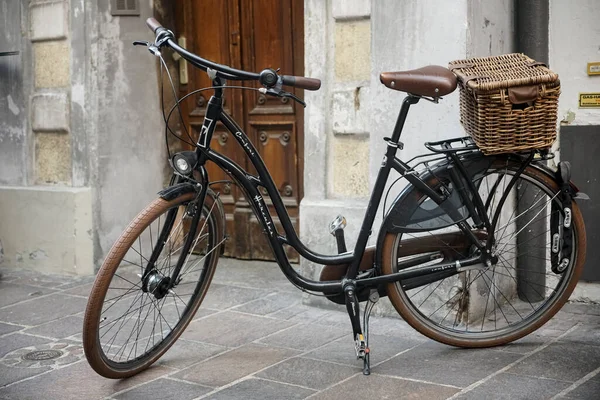 Innsbruck Austria Diciembre 2019 Hermoso Soporte Bicicleta Azul Vintage Estilo — Foto de Stock