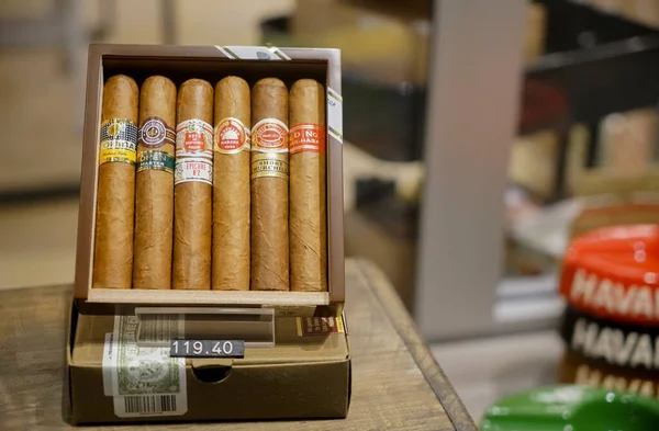 Habana Cuba Березня 2019 Cigars Box Showcase Коробка Сигар Відкритим — стокове фото