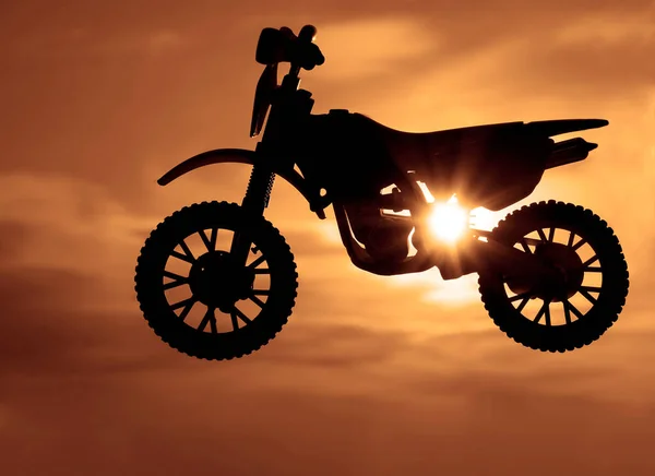 Silhouette Von Cross Enduro Motorrad Springt Den Himmel Mit Sonnenuntergang — Stockfoto