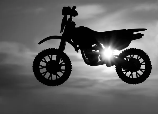 Silhouette Von Cross Enduro Motorrad Springt Den Himmel Mit Sonnenuntergang — Stockfoto