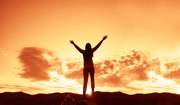 Woman Arms Standing Top Peak Mountain — Stock Photo, Image