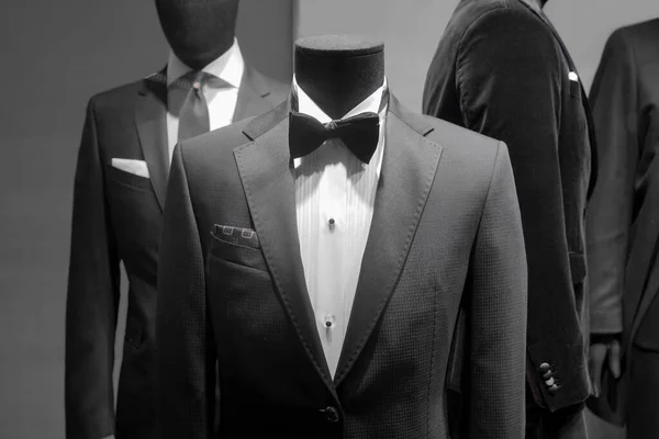 Black Tuxedo Jackets Night Scene Showcase — Stock Photo, Image