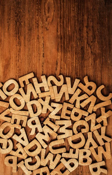 Letras Del Alfabeto Madera Aisladas Sobre Fondo Madera Muchas Cartas — Foto de Stock