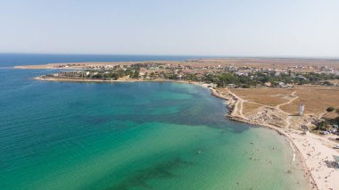 Güzel hava manzara sahil kenti. Sunrise