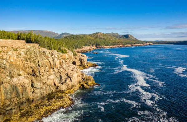Luftaufnahme der Küste von Acadia in Maine — Stockfoto