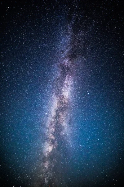 Milky Way και ξάστερο ουρανό — Φωτογραφία Αρχείου