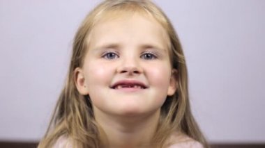 Fotoğraf makinesinde duygular. Odak dışında