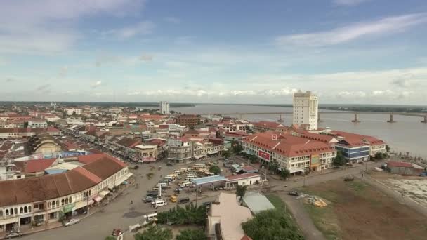 Havadan Görünümü Mekong Nehri Zemin Olarak Asya Kasabada Uzun Bir — Stok video