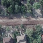 Panorama wirtualna rower i jazda na polnej drodze poprzez wiejska motocyklem obciążenie