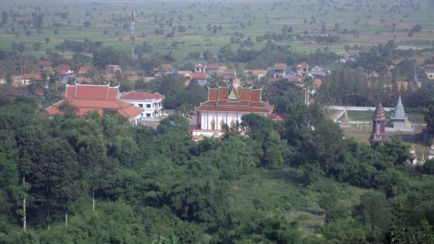 Pagoda Pequeña Ciudad Rural Entre Vegetación Tropical Vista Desde Punto — Vídeo de stock