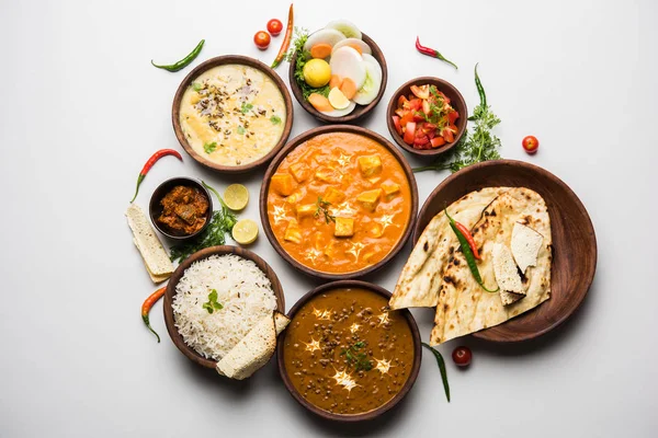 Comida Indiana Variada Para Almoço Jantar Arroz Lentilhas Paneer Dal — Fotografia de Stock