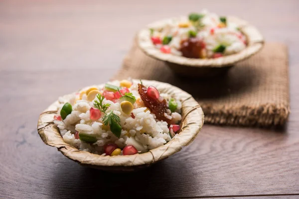 Gopalkala veya Dahi Kala lord Krishna Janmashtami veya Gokulashtami için sunulan bir prasad var. Dövülmüş pirinç, lor/süt, şeker, nar, biber, turşu ve kişniş kullanılarak yapılan