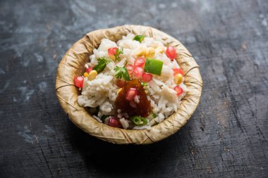 Gopalkala veya Dahi Kala lord Krishna Janmashtami veya Gokulashtami için sunulan bir prasad var. Dövülmüş pirinç, lor/süt, şeker, nar, biber, turşu ve kişniş kullanılarak yapılan