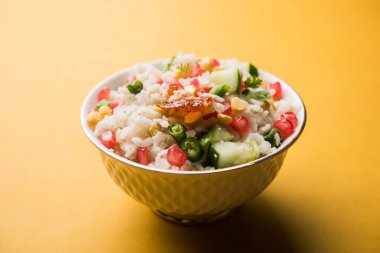 Gopalkala veya Dahi Kala lord Krishna Janmashtami veya Gokulashtami için sunulan bir prasad var. Dövülmüş pirinç, lor/süt, şeker, nar, biber, turşu ve kişniş kullanılarak yapılan