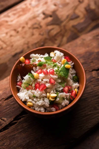 Gopalkala veya Dahi Kala lord Krishna Janmashtami veya Gokulashtami için sunulan bir prasad var. Dövülmüş pirinç, lor/süt, şeker, nar, biber, turşu ve kişniş kullanılarak yapılan