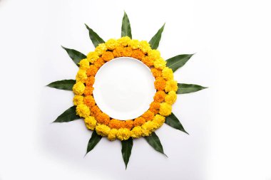 Kadife çiçeği çiçek rangoli Diwali veya Pongal Festivali için