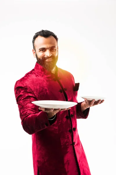 Indian Man Holding Empty Plate While Wearing Traditional Sherwani Diwali — Stock Photo, Image