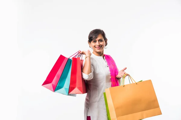 Indian Lady Women Shopping Bag Standing Isolated White Background — стоковое фото