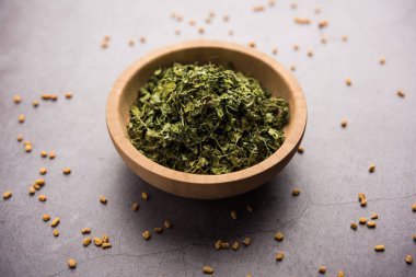 Kasuri Methi / Kasoori Methi veya Trigonella Foenum Graecum olarak da bilinen kurutulmuş çemen yaprağı.