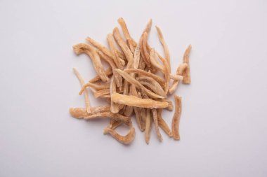 Ayurvedic Güçlü Bitki Musli - Toz ve Ham şeklinde Safed Moosli veya Swetha Musli olarak da bilinir.