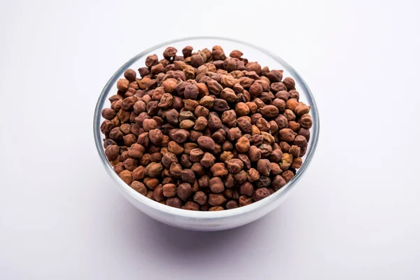 Black Chick Pea Kala Chana Tazón Enfoque Selectivo — Foto de Stock